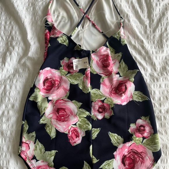 Blue floral open back dress - Picture 2 of 3